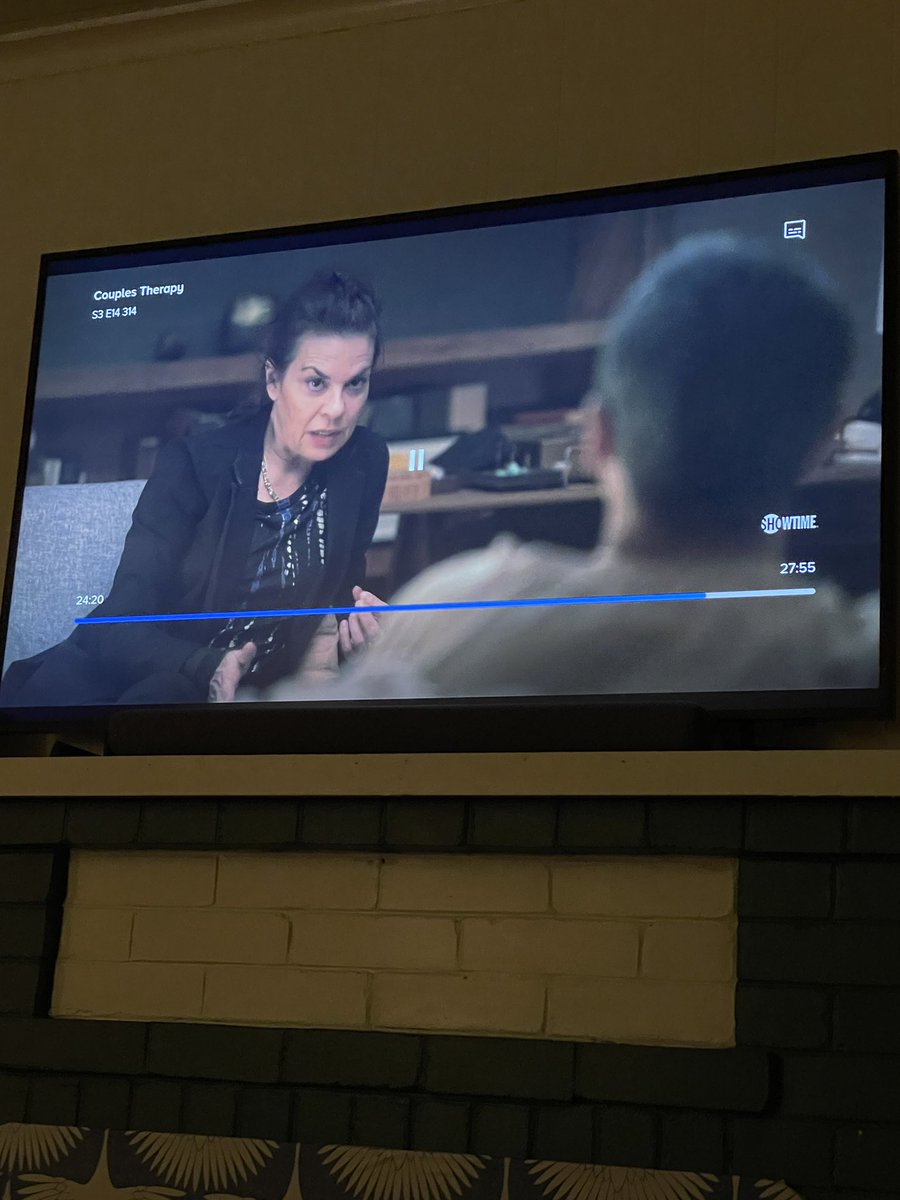 Hey <a href="/paramountplus/">Paramount+</a> !

The reason I only subscribed and then cancelled after one month is that the screen always has the pause icon and this time bar on it:) but couples therapy is cool!?