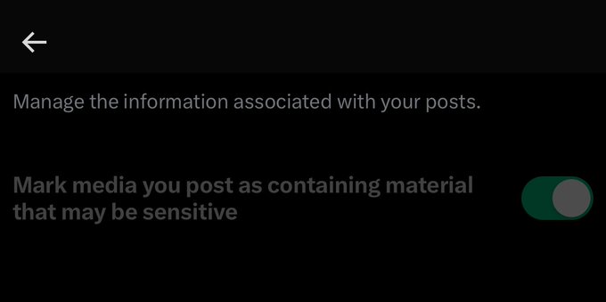 Watch Bee's leaked NSFW photo on TwXstars