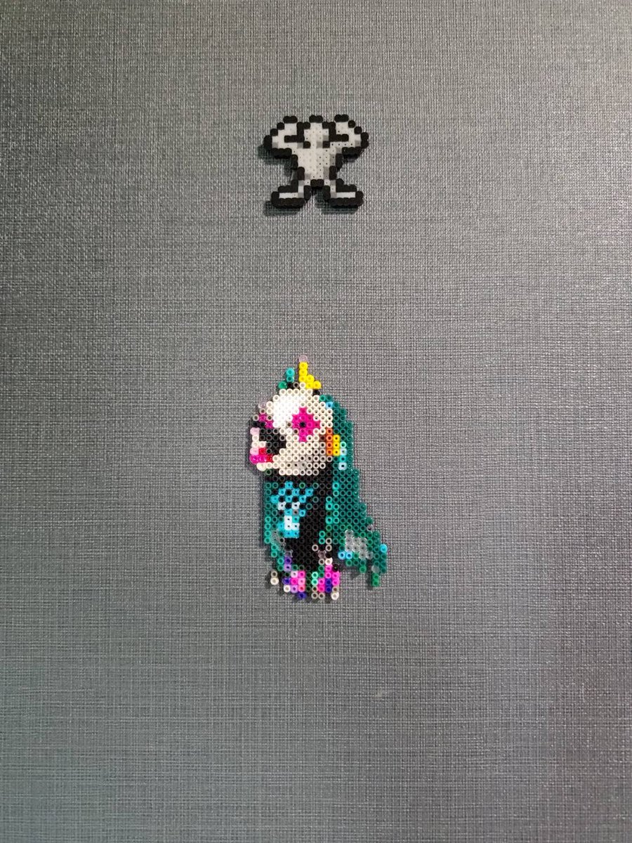 macossa_7th's tweet photo. 今回の日めくりアイロンビーズ悪魔。

本日は『秘神：アマビエ』を紹介します。

チャララー。

#SMTVV #真・女神転生 #真VV #shinmegamitensei #megaten #メガテン #アマビエ #amabie #秘神 #アイロンビーズ #日めくりアイロンビーズ悪魔 https://t.co/fpM5MynwUl