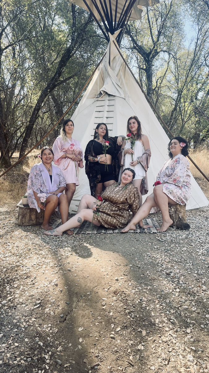MoonBodySpirit's tweet photo. So so so honored to hold space for these goddesses this past weekend. WOW, a vision came to life. This is only the beginning. https://t.co/Piqhv30Onm