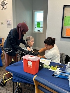 LifeSTEPS ensures we’re bringing seniors essential resources right to them creating an environment where they feel supported, cared for, and can thrive in place. 🏡💫 A big thank you to our amazing community partners that came out to  Vintage Pointe I &amp; II senior apartments!