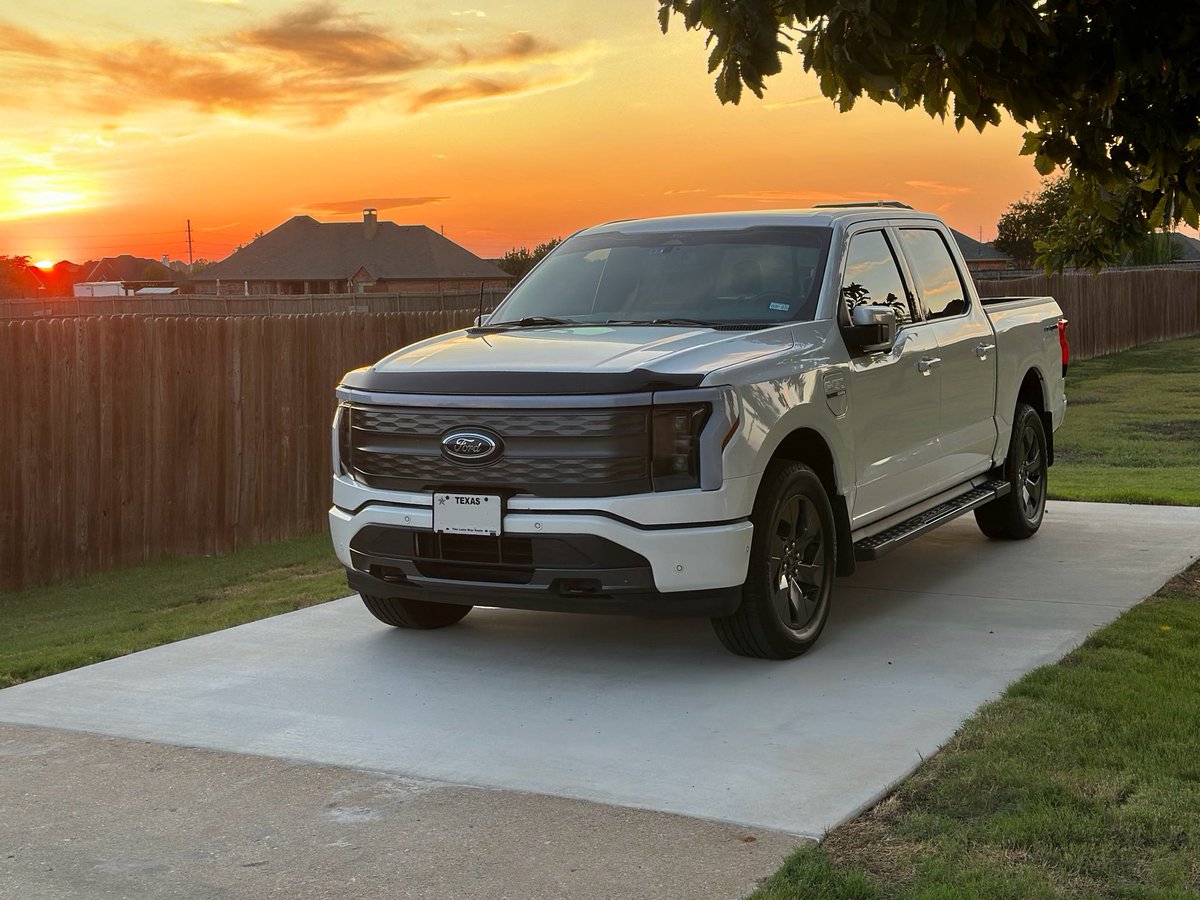 Kevin at Lawn & Order Texas Edition tweet media