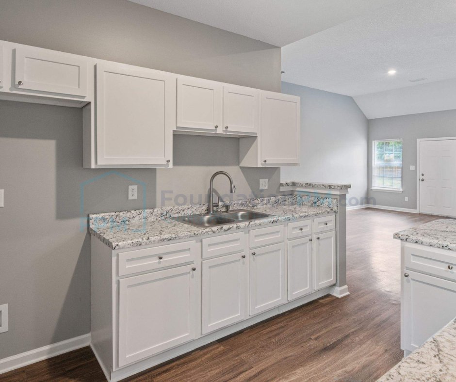 Foundation_PM's tweet photo. 3835 Bowen Ave, Memphis, TN 38122
🏡✨ $2,100 | 4 BR | 2 BA | 1350 sqft in Memphis! ✨🏡
Immediate Move-In Available! 🏃‍♂️ This NEWLY RENOVATED gem won’t last long! 😍
ZERO Security Deposit for qualified applicants! 💰🙌
#MemphisLiving #NewHomeVibes #MoveInReady #NoDeposit https://t.co/FAAY9asm1f