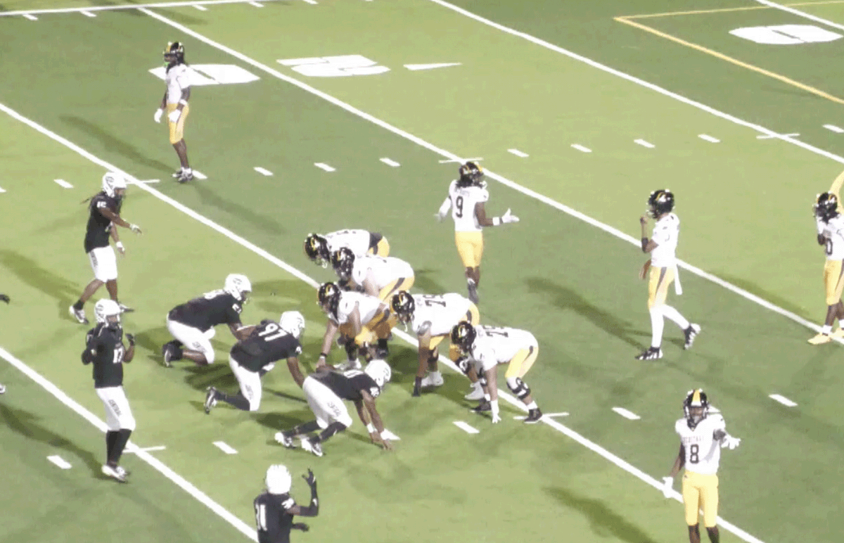 305plusnetwork's tweet photo. Week #5 Gridiron Showcase Recap is posted on the site! 🏈🔥 Don't miss out on the highlights, top plays, and standout moments.
Read it out now and relive the action! 👇
https://t.co/epie20qBk4
✒️ By @jaimedia_
#GridironShowcase #Week5Recap #FootballHighlights https://t.co/6WN2WNpLwn
