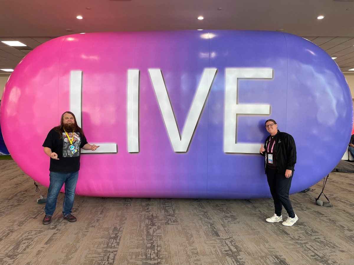 tmntpizzapower's tweet photo. I’m back home from California.

Huge thank you to my sister for allowing me a place to stay or this wouldn’t have been possible.

To everyone I met thank you for everything 🖤

Idk when I’ll return but I will return to Twitchcon!

I’m rejuvenated
Now we focus on content 😜🖤🤘 https://t.co/Bswv2KGyT1