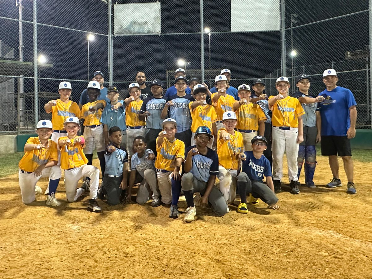 🏆 ETX Bombs Away (Sponsored By BCG Trailer Parts)🏆

🥇12U AA Champions: Sliders 

🥈12U AA Runner-Ups: Tigers

🌟12U AA MVP: Gus Cooper