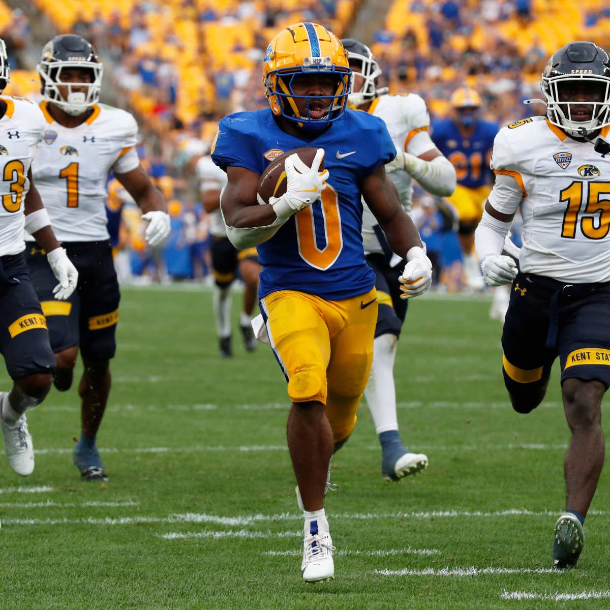 Rising Stars (@jerryrecruiting) on Twitter photo West Broward (FL) 27’ RB <a href="/Amosbrad177/">Amos Bradford</a> adds 7th Division 1 FBS verbal offer from the University of Pittsburgh via WR <a href="/CoachJjLaster/">Jay Jay Laster</a> West Broward (FL) 27’ RB <a href="/Amosbrad177/">Amos Bradford</a> adds 7th Division 1 FBS verbal offer from the University of Pittsburgh via WR <a href="/CoachJjLaster/">Jay Jay Laster</a>