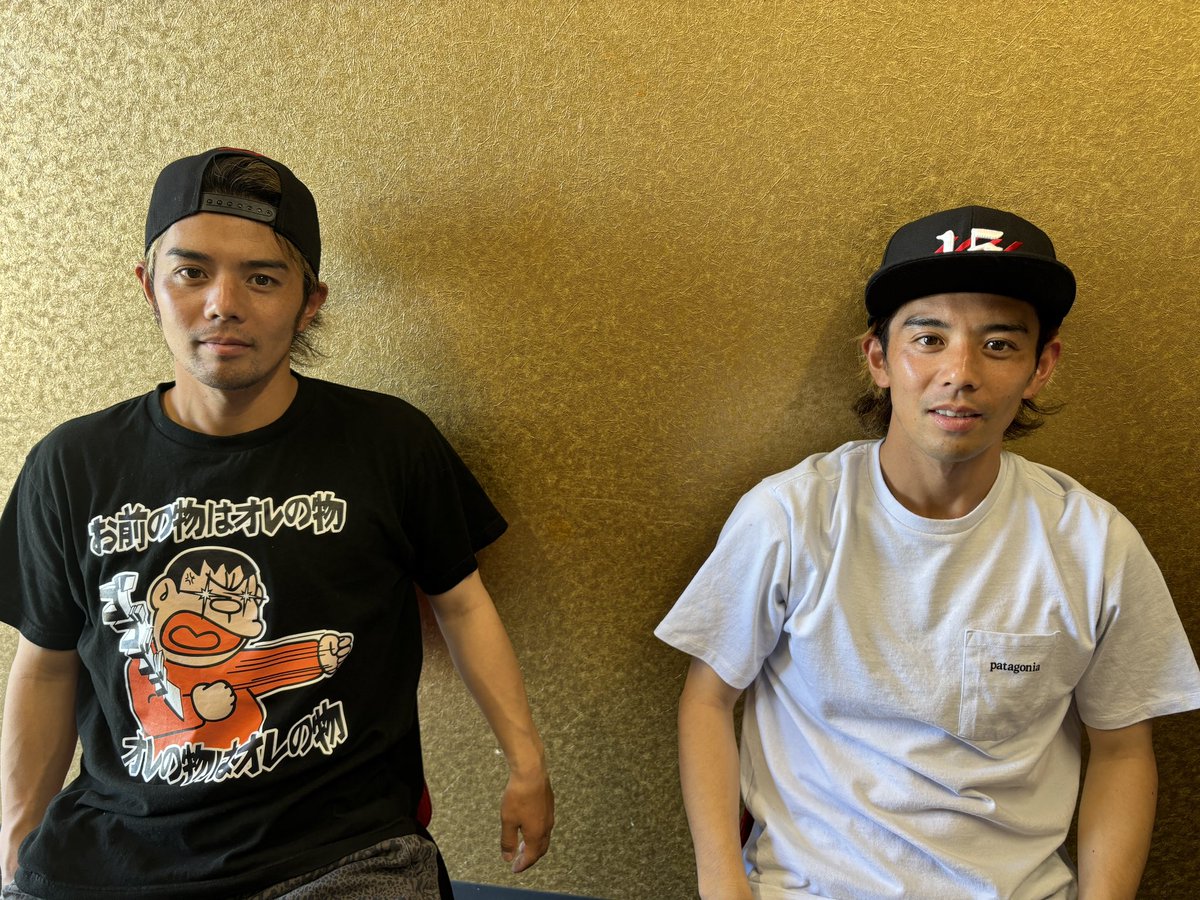 zweigen_staff's tweet photo. 【グッズ】🔴⚫️

現在受付中の「MADE IN WORLDキャップ」を #西谷ツインズ に被ってもらいました☺️🙌🏻

少し見えにくいですが、しっかりと15と24の番号入り🙆🏻‍♀️とても似合っています✨

ぜひご検討ください🧢
https://t.co/ZEwyfIbs7p
#西谷優希 #西谷和希
#zweigen https://t.co/55g16CQPJM