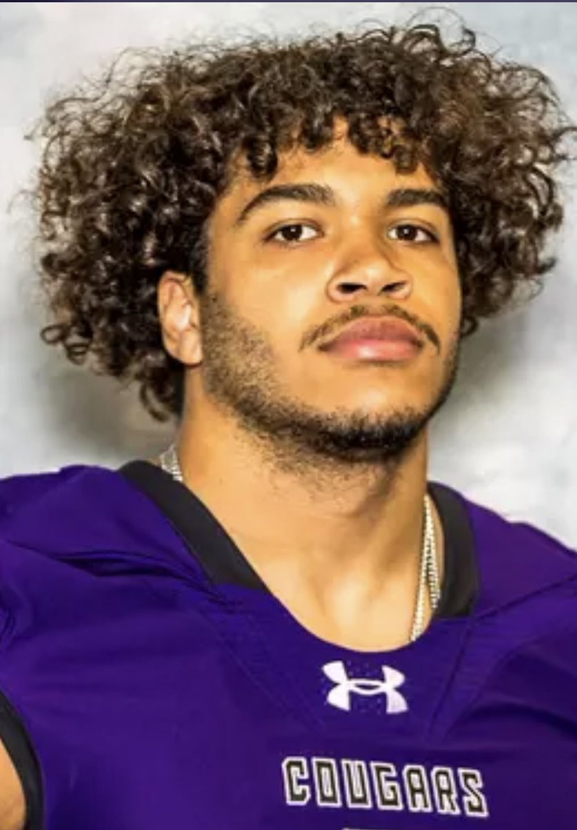 DubuqueSeniorHSFootball tweet media