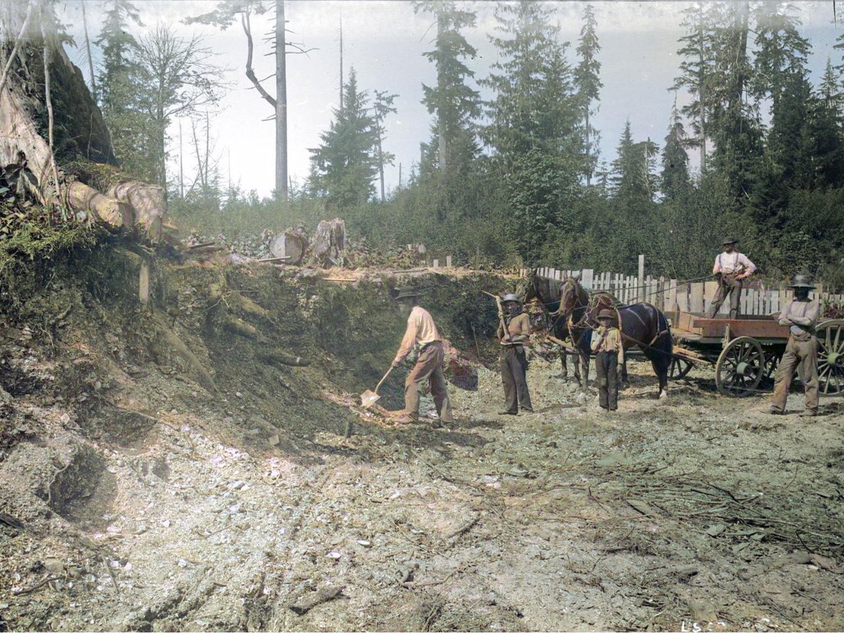 Once home to Coast Salish people, X̱wáýx̱way was a vibrant village tragically demolished to make way for the park. Learn more on our Dark Secrets of Stanley Park Tour. #StanleyPark #IndigenousHistory

forbiddenvancouver.pulse.ly/wvi29wmvv5