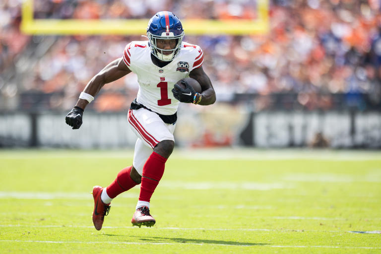 nflrums's tweet photo. #Giants WR Malik Nabers the ROOKIE is top 5 in receiving yards and tied for the most receiving TDs in the #NFL