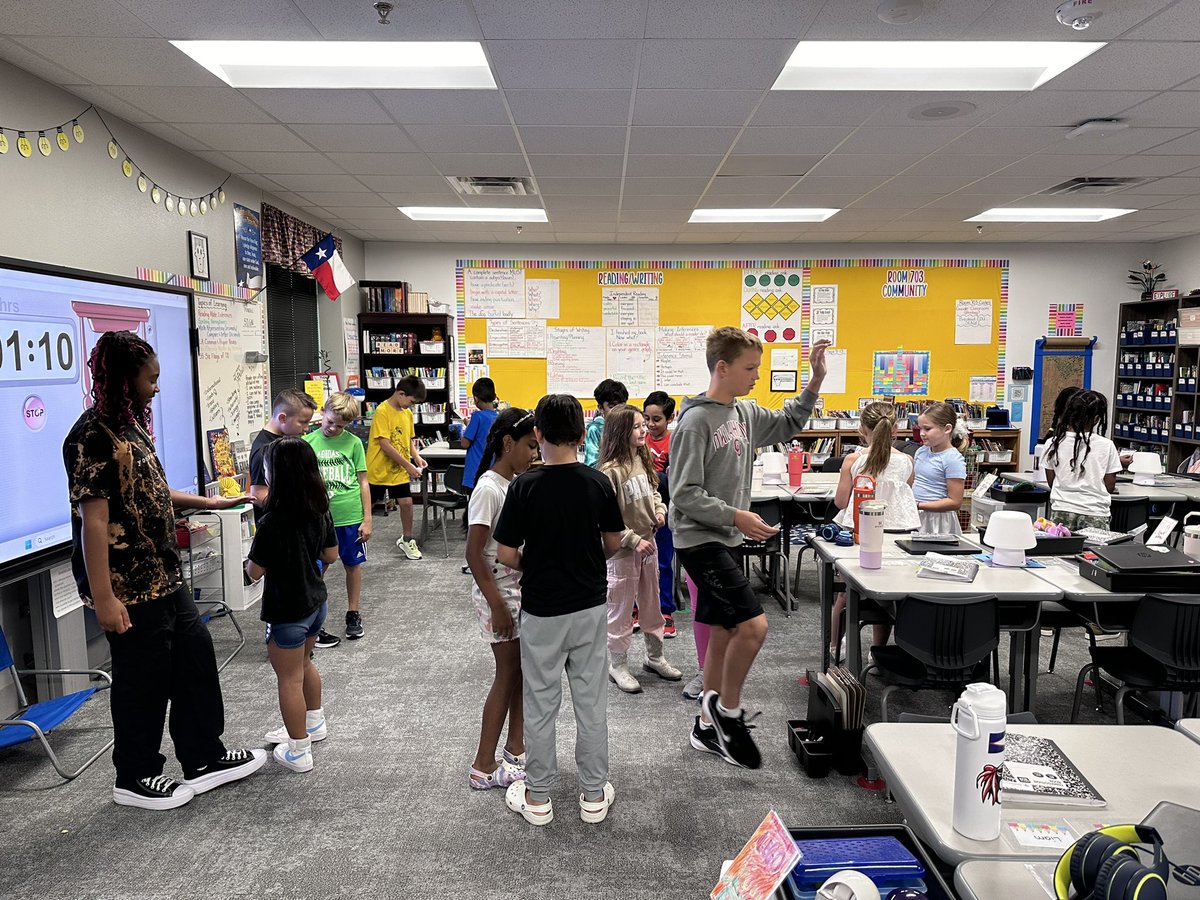 Angela Earp tweet media