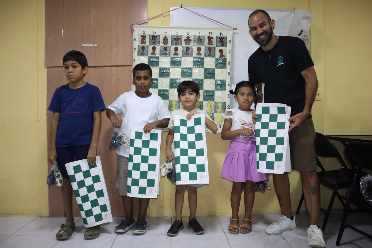 TheGiftofChessPanama tweet media