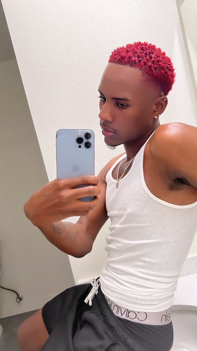 fammous_dj's tweet photo. Boy my name Sexyy Red, you know what to do https://t.co/astBtZr0bL