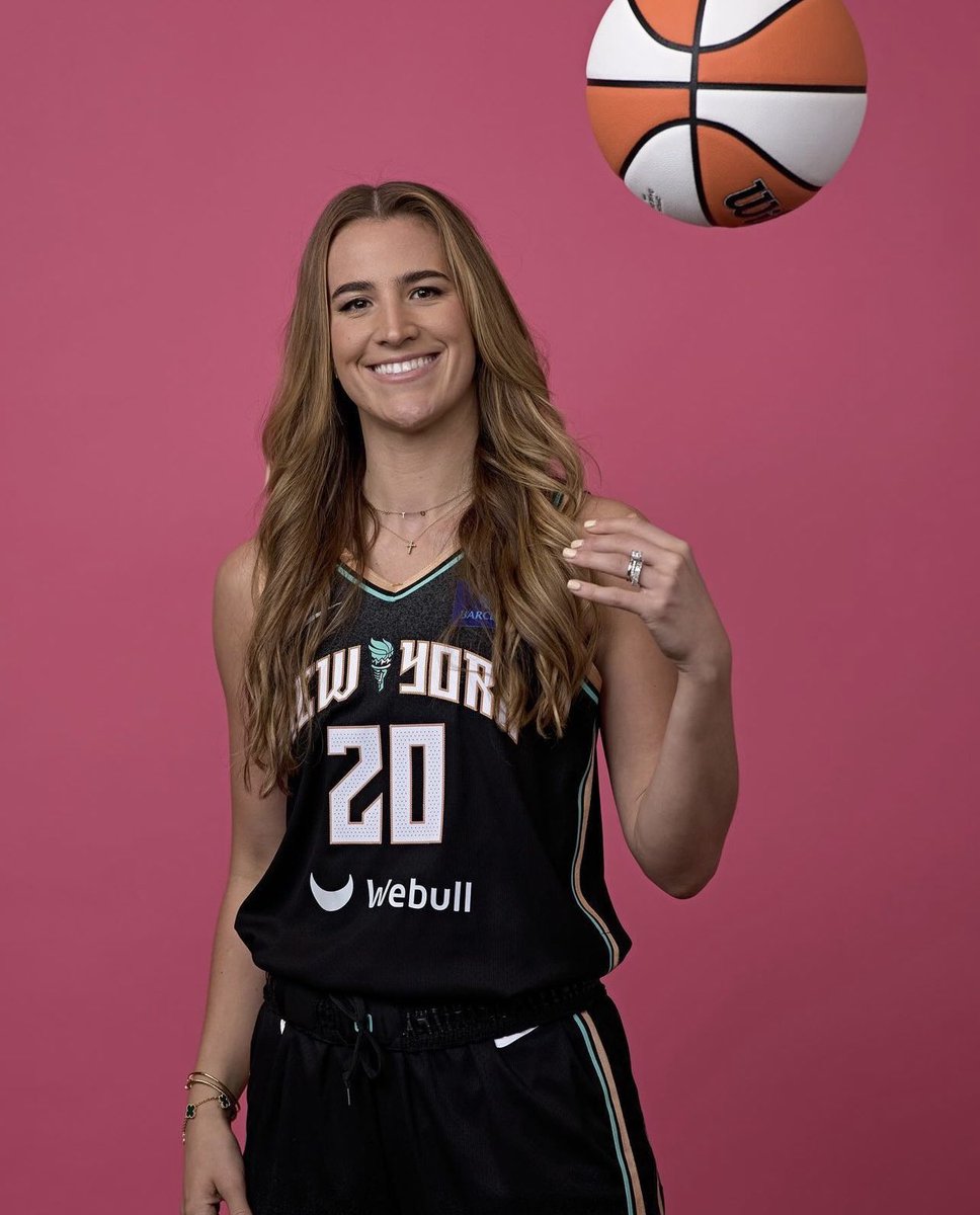 Sabrina Ionescu vs Atlanta:

36 PTS
9 AST
3 STL
12-23 FG
5-11 3P
7-7 FT

New York advances! 🗽✨ #WNBA