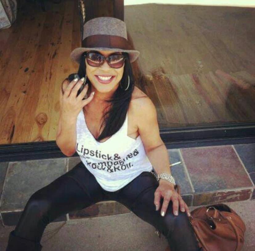 PrinceNewsRIP's tweet photo. It’s with great sadness that we formally announce the passing of  Catherine Vernice Glover- AKA “Cat” 
Please allow her children, family and friends privacy at this difficult time. 
A further statement will be released in due course. 
“Dance with the Angels, we love you” ❤️❤️ https://t.co/3jTzsT46Ay