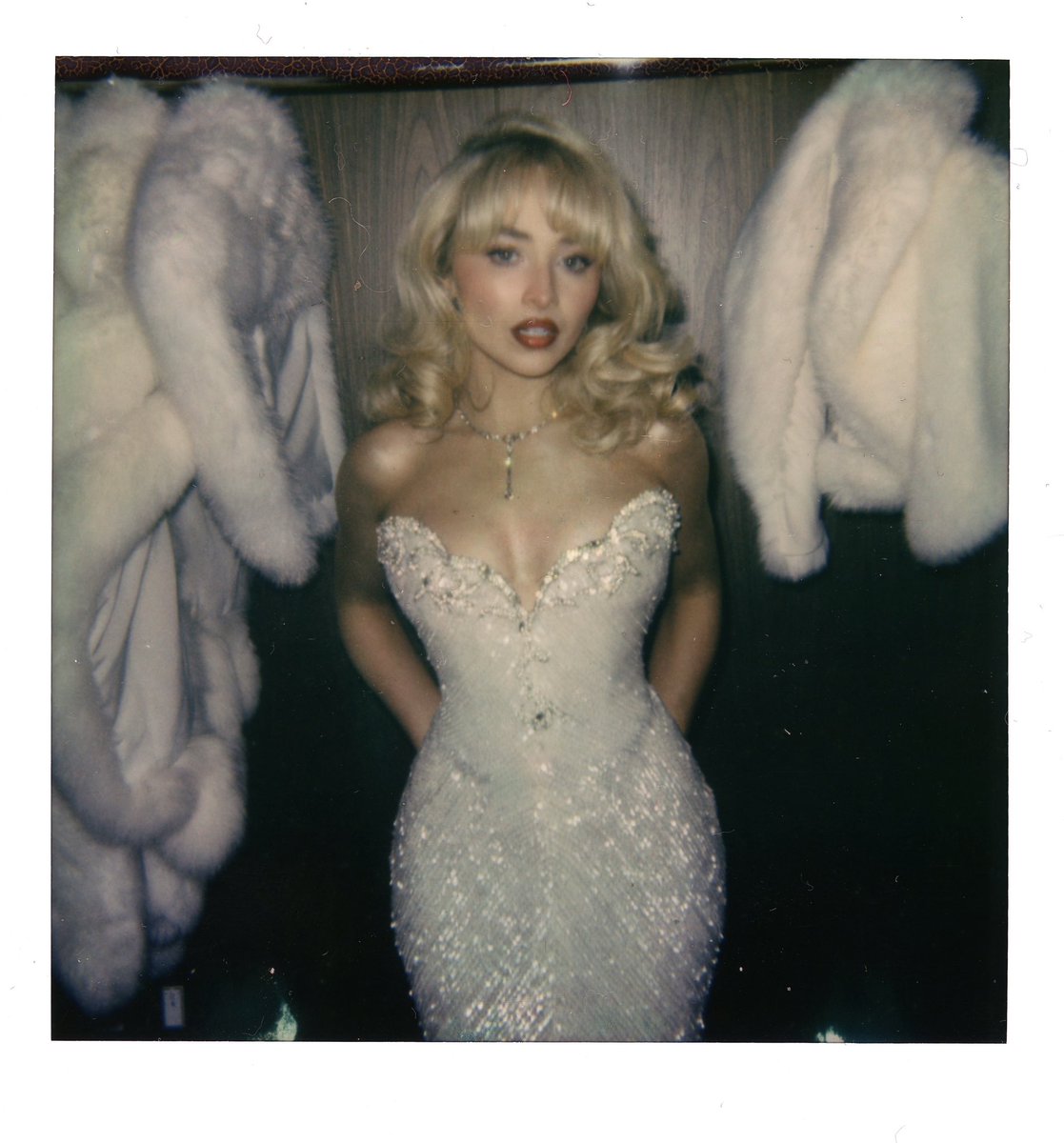 ౨౿ (@saqrina) on Twitter photo 