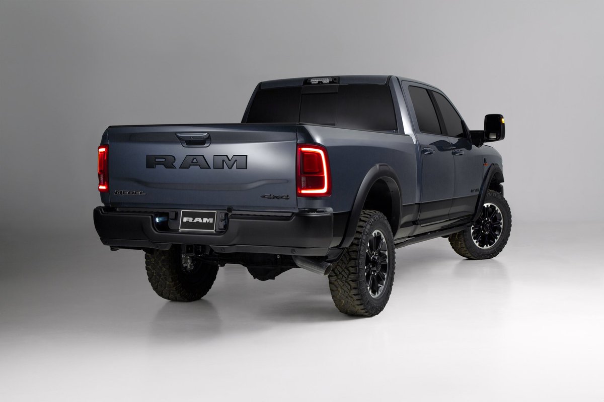 cole_marzen's tweet image. Ram has released its first official images for the refreshed 2025 HD prior to its full unveiling later this fall. In addition, the pickup truck will receive an enlarged 14.5-inch center touchscreen display and it could retain its current crop of drivetrains. #Ram #RamHD #HD