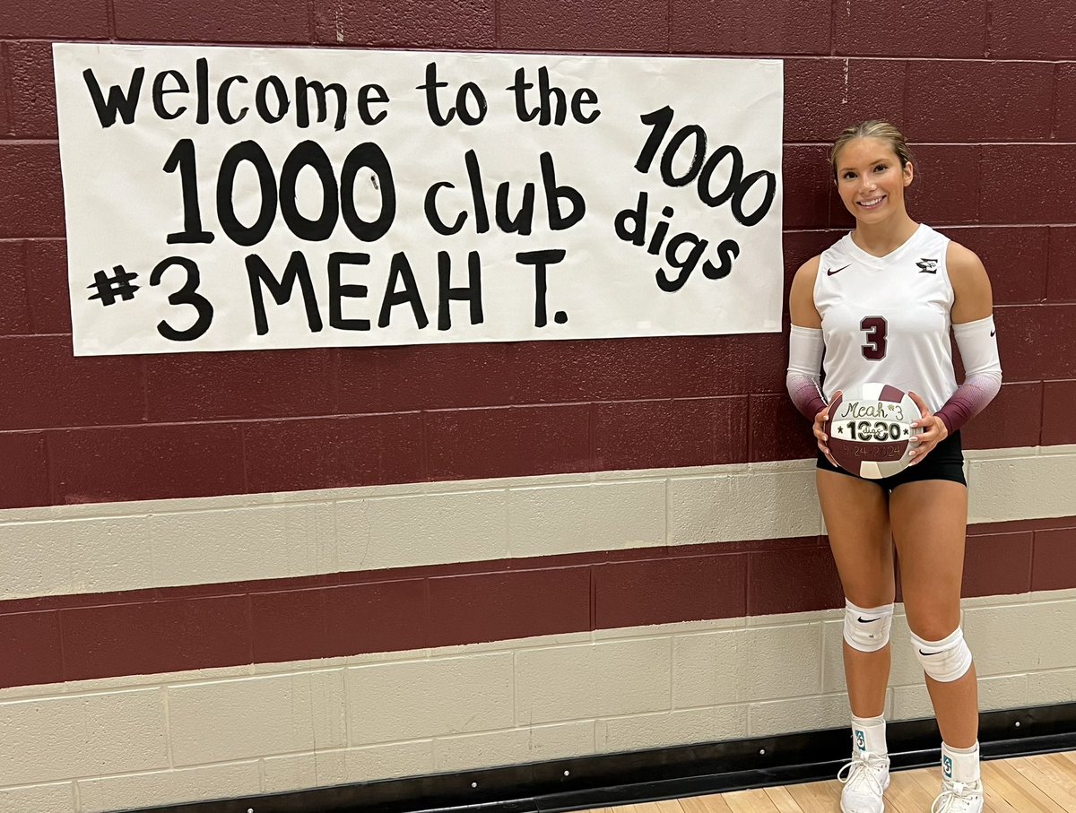 eaglevilleath's tweet photo. Congrats Lady Eagles on a Senior Night win over district rival Moore Co.  Also Meah T reaches 1000 digs! https://t.co/lT6O5AZOrg