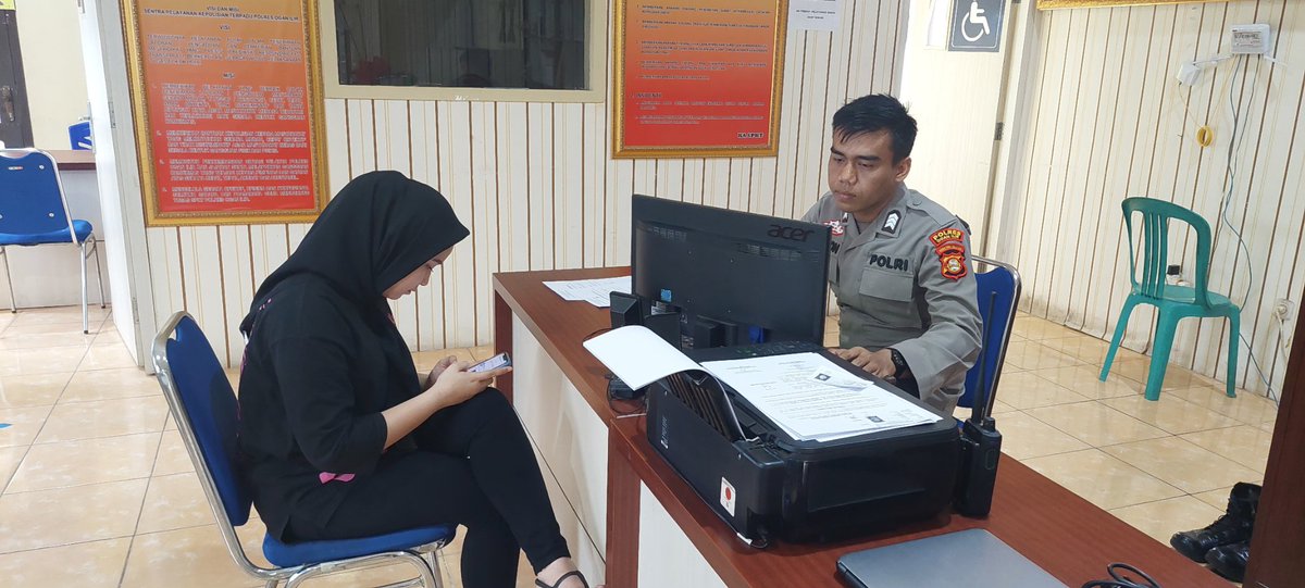OiSpkt's tweet photo. Pengisian link Responden IKM oleh masyarakat secara mandiri di satpas SPKT Terpadu

#polisiindonesia 
#polisipresisi 
#poldasumsel 
#polresoganilir 
#beyondtrustpresisi2024 https://t.co/dUaXJWoZZG