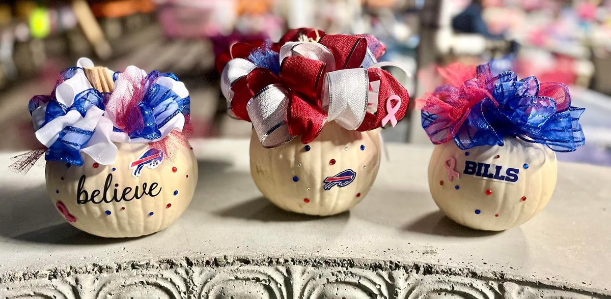 PinkPumpkin48's tweet photo. PPP “little sporties”

First come, first serve. No holds 
Pleasant Valley Greenhouse 
Oct4th 12-6
Oct5th 10-3 

Come grab a little sportie, put in for a 50/50 ticket, put in for some amazing raffles, take a baked-good to go and on your way out, take your pic in our selfie booth. https://t.co/x7gDapIk0B