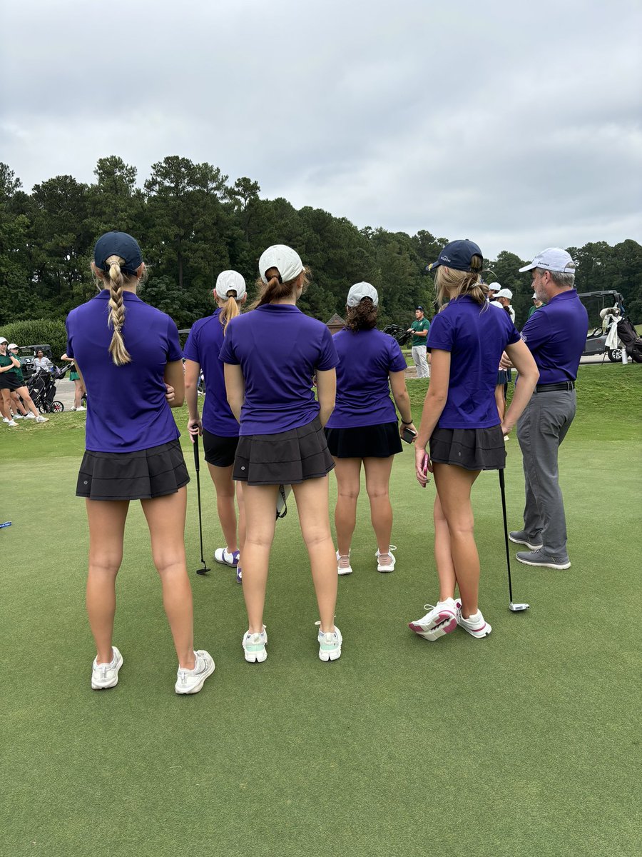 🗓 Wednesday 9/25
🏌️‍♀️ SWAC Match #6 - Host Green Level 
⛳️ <a href="/Preservegolf4/">The Preserve golf </a> 
⏱ 3:30 PM — Starters 
Kelsey, Jeannie, Carson, Lydia, Maya 🦅💜💛 Go Hawks!! 💛💜 <a href="/GoldenHawksClub/">Golden Hawks Club</a> <a href="/HSHawksAD/">HSHS Athletics</a>