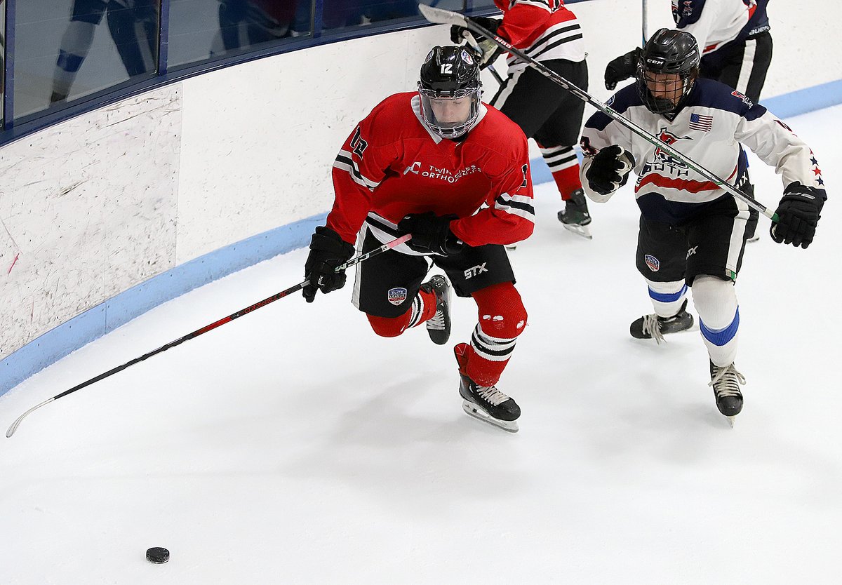 Ten players record a point as TCO moves past MAP South, 7-5. Jack Stanius <a href="/WBLHS_Hockey/">WHITE BEAR LAKE HOCKEY</a> 
Brent Solomon <a href="/CPboyshockey/">CPHS Boys' Hockey</a> and Boden Sampair <a href="/HMBoysHockey/">Hill-Murray Hockey</a> all finish with a goal and assist. 

Boxscore: hselitehockey.com/stats#/163/gam…
Photos: zenfolio.page.link/xJbdf