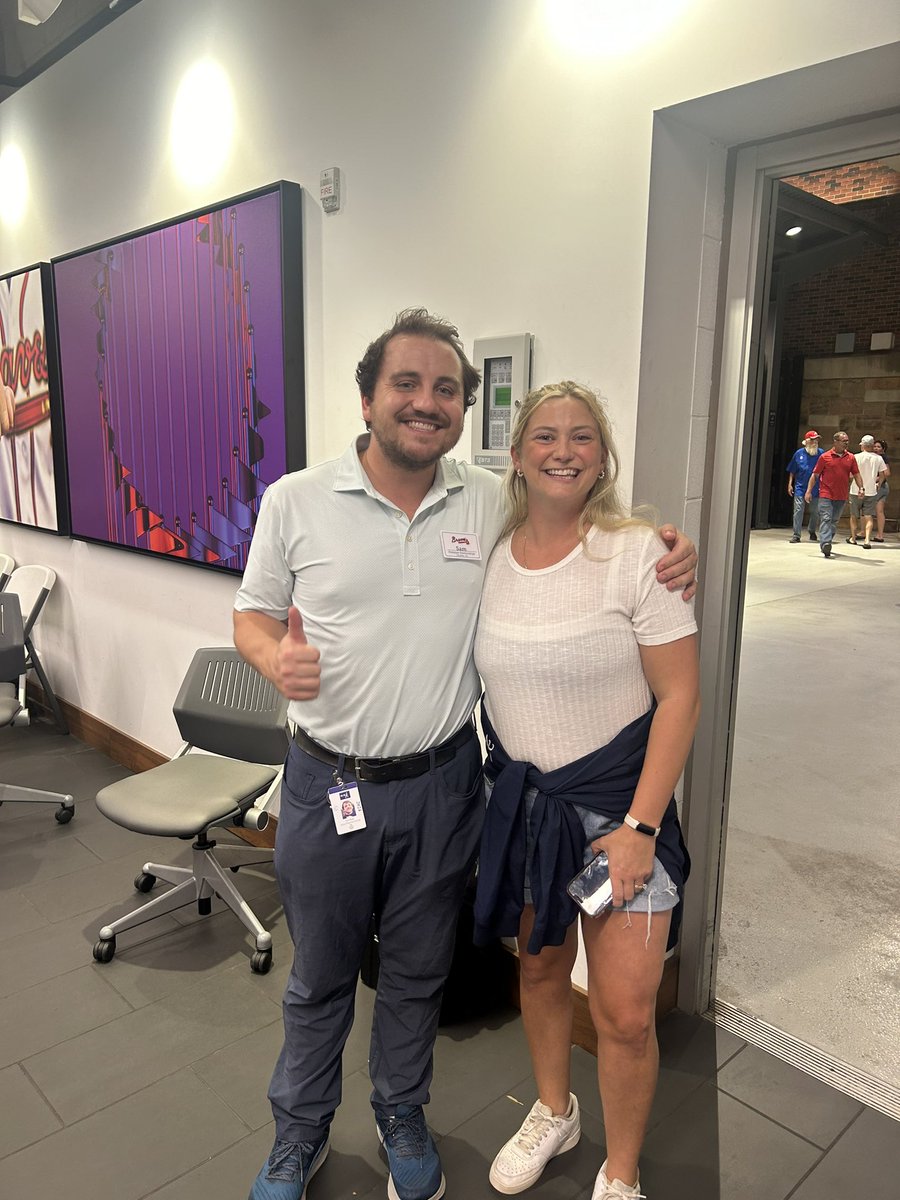 OGberrrg's tweet image. best part of my job is randomly seeing the people I grew up with. #cityofdecatur #gobraves