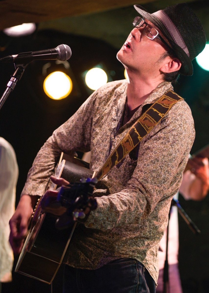 10月2日（水）の池袋『フリーフローランチ』は初のベースレス！超レア！是非お聴き逃しなきよう！

日　　10月2日（水）
時　　start 20:00
会場　池袋『フリーフローランチ』
freeflowranch.com
料金　投げ銭制
出演　本名カズト(Vo, A.G )大野カン(E.G)片桐幸男(E.G) 森邊浩章(Dr)