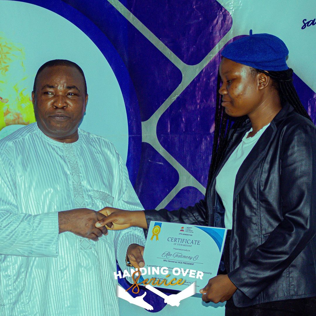 mcffuta's tweet photo. Presenting an Award of Stewardship to the 27th Generation Executives

#MCFWeek'24
#HandingOver
#Shift
#Day7
#Futarians
#Kairosmoment
#Seasonofrefreshing
#September2024
#MCFFUTA https://t.co/oCKXvutwpg