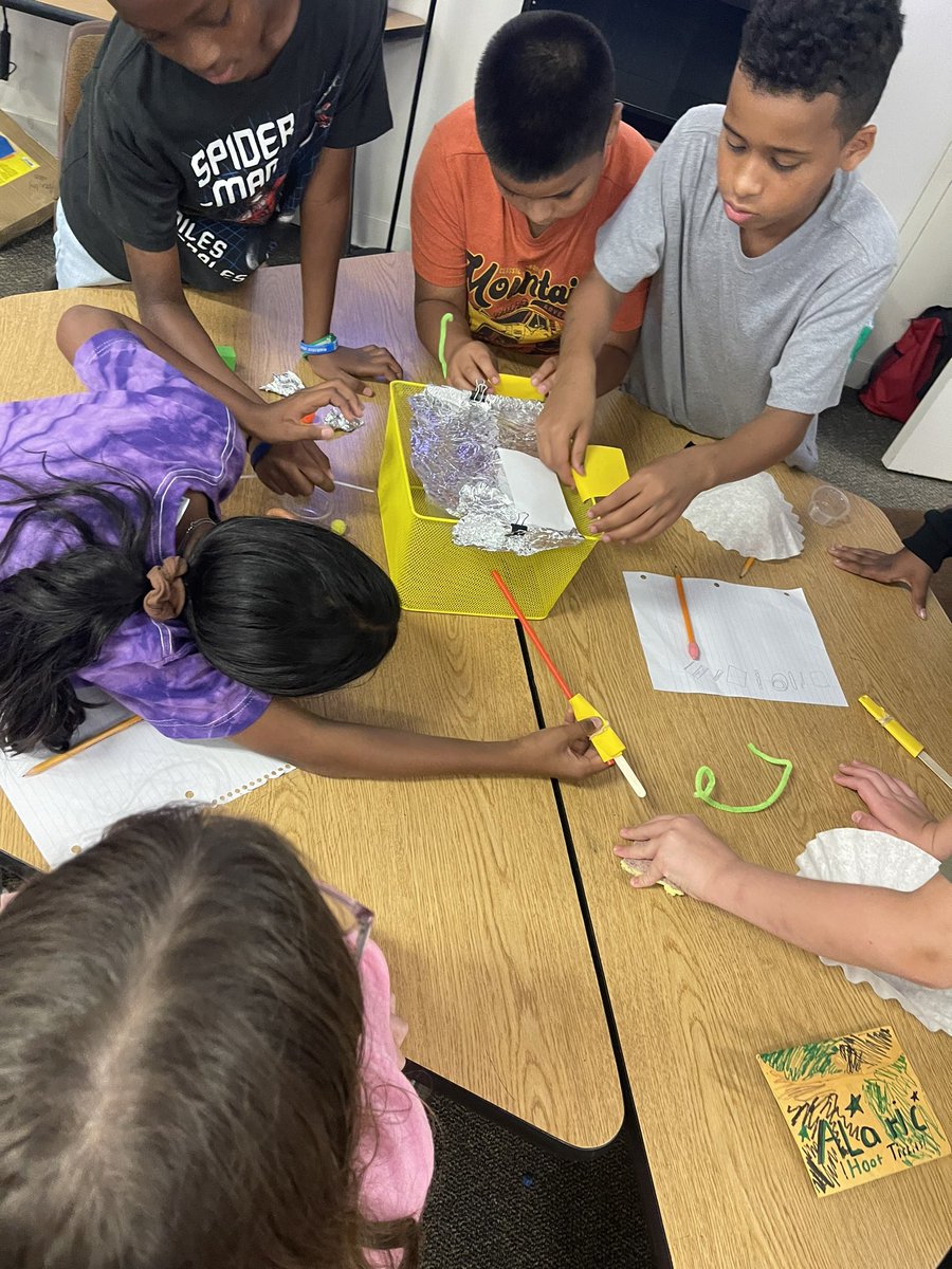 OaksDi's tweet photo. Today we explored different materials and decided what they would be good for in an instant challenge. Heard some very creative thoughts! Then we played an improv game to discuss taking a chance. @nhtxdi @IDODI @WeAreTexasDI @HumbleISD_OE #letthemcreate #letthemexplore https://t.co/DyiH6nwldQ
