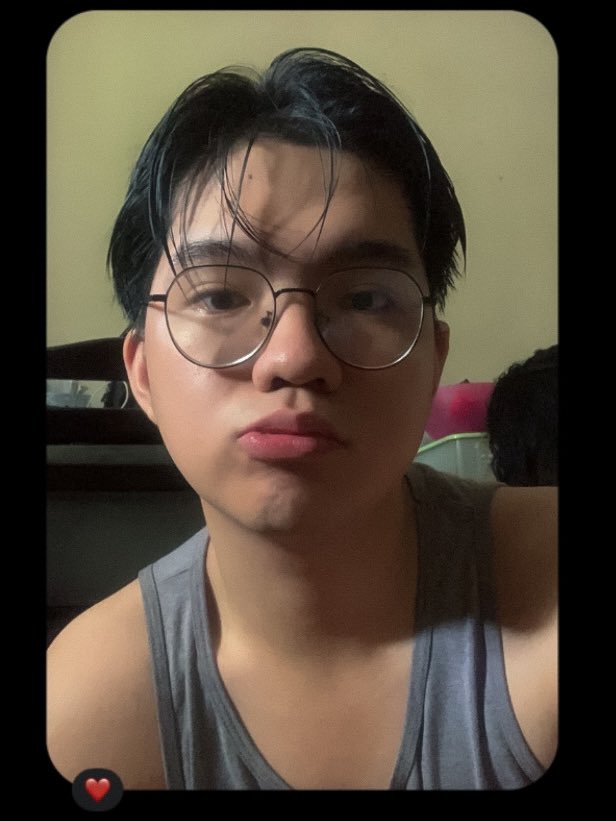 aidreyiee's tweet image. 🥸