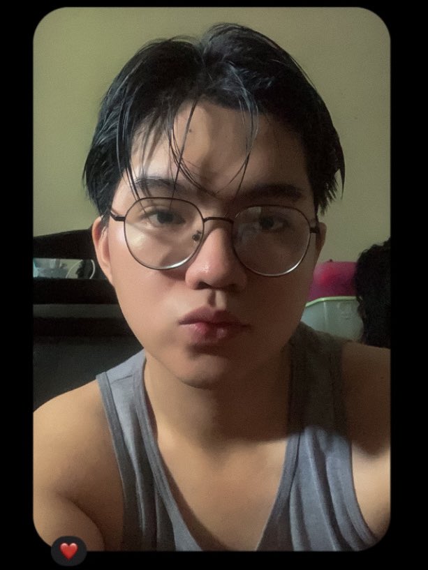 aidreyiee's tweet image. 🥸