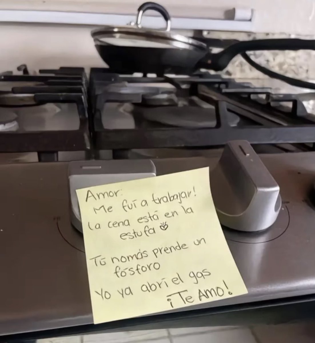 P4nd4L0v3's tweet image. No valoran nada!!!