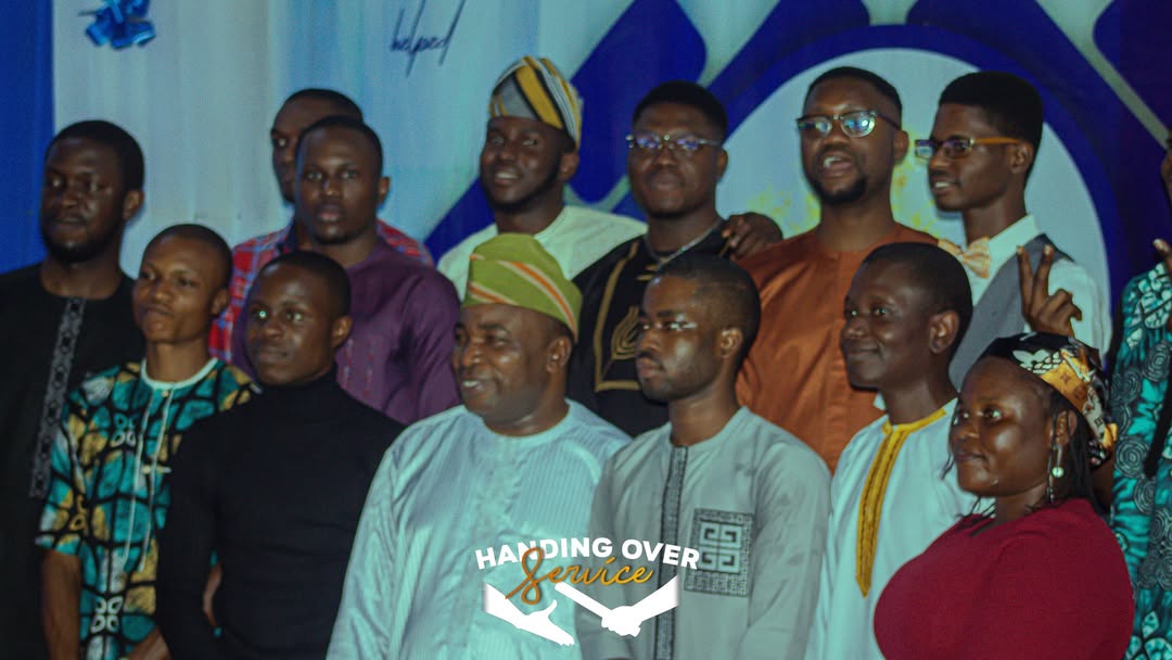 mcffuta's tweet photo. Our Daddy, Evangelist Adekoge and our Alumni present at the handing over service

#MCFWeek'24
#HandingOver
#Shift
#Day7
#Futarians
#Kairosmoment
#Seasonofrefreshing
#September2024
#MCFFUTA https://t.co/ddJVW5l7OO