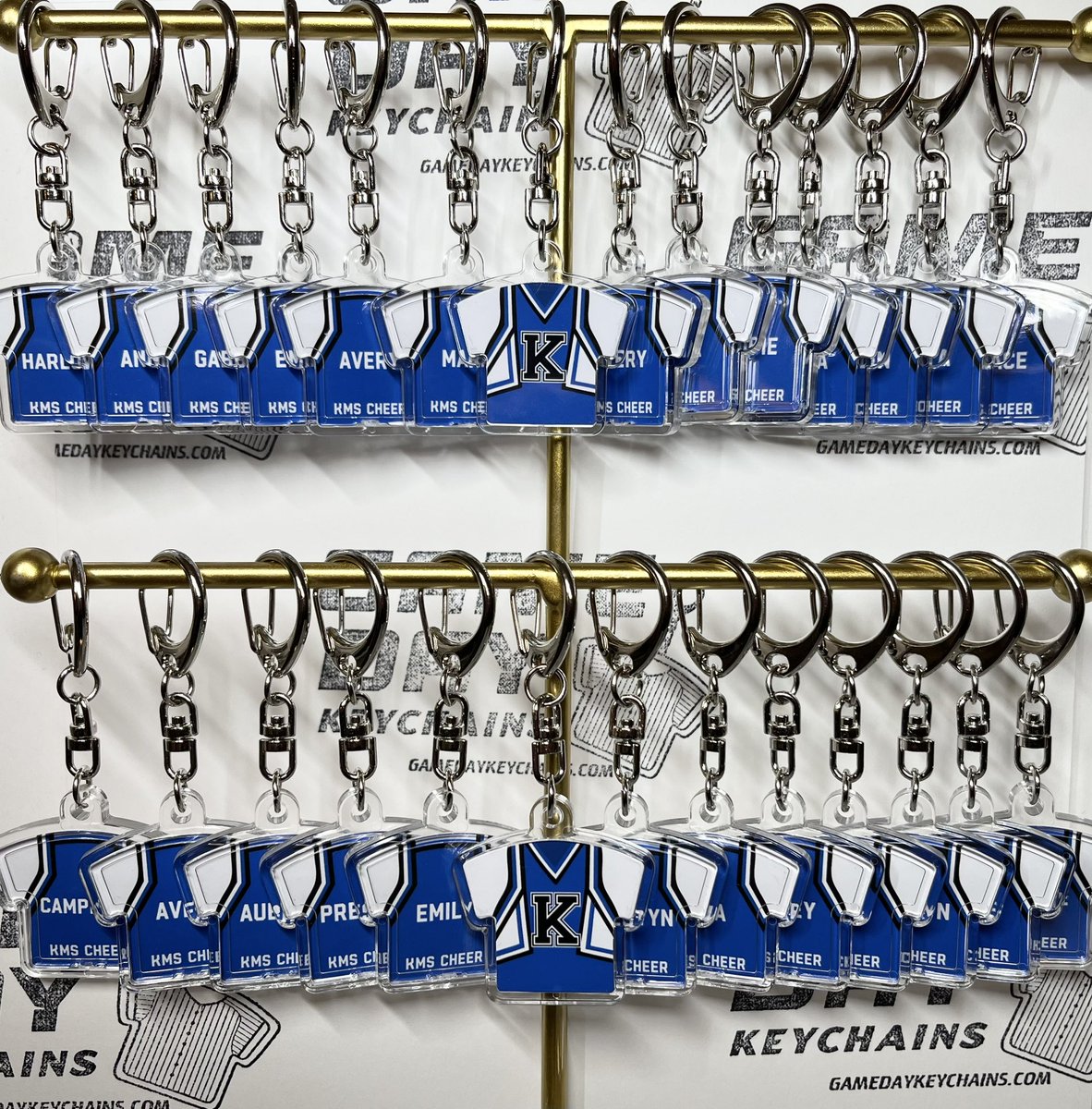 gamedaykeychain's tweet photo. Cheer team minis 🤩 https://t.co/168kJiLOGC