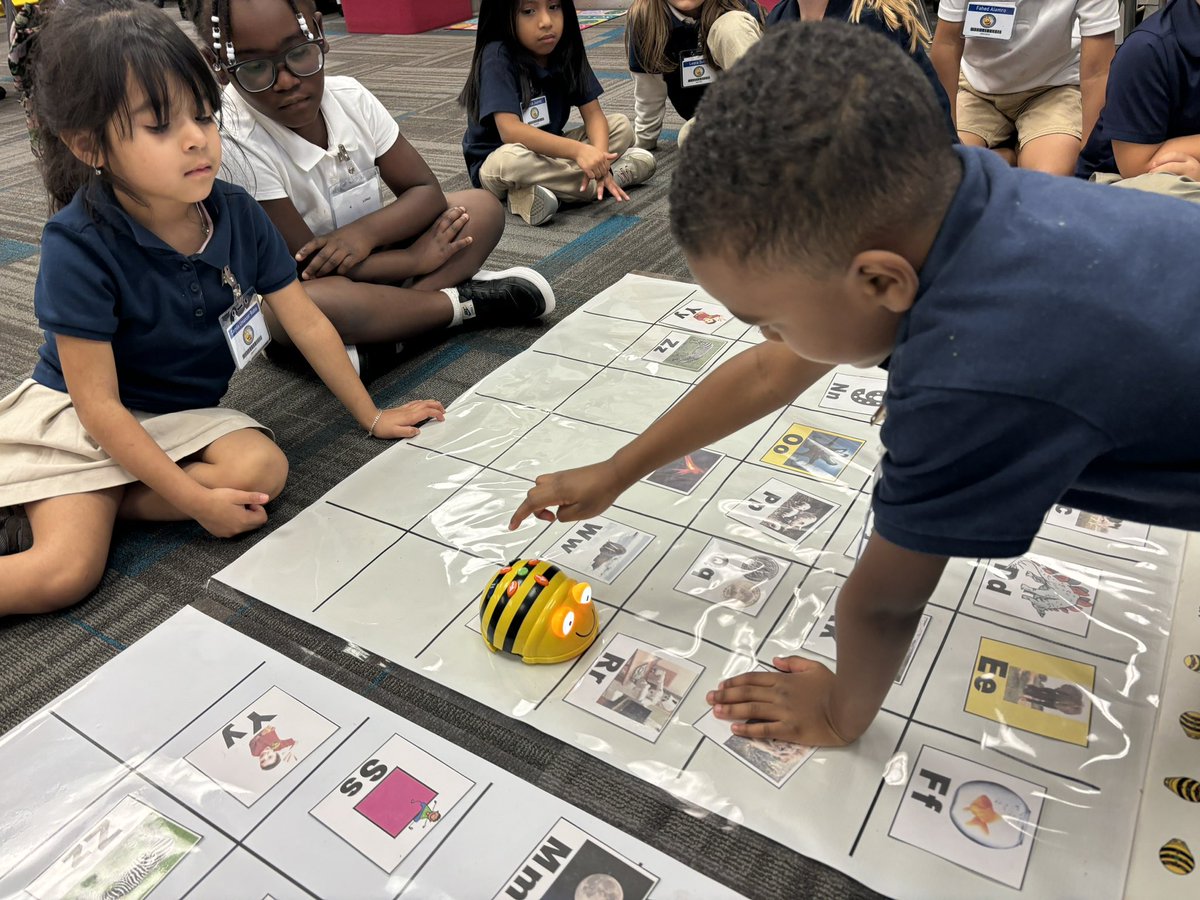Collier Collaboration Lab (@colliercollabr8) on Twitter photo Ms. Long’s kindergartners did a great job coding BeeBot to locate letters today! <a href="/CollierES/">Collier Elementary</a> #BeeTheImpact #TeamMCPSS #growingGREATNESS Ms. Long’s kindergartners did a great job coding BeeBot to locate letters today! <a href="/CollierES/">Collier Elementary</a> #BeeTheImpact #TeamMCPSS #growingGREATNESS