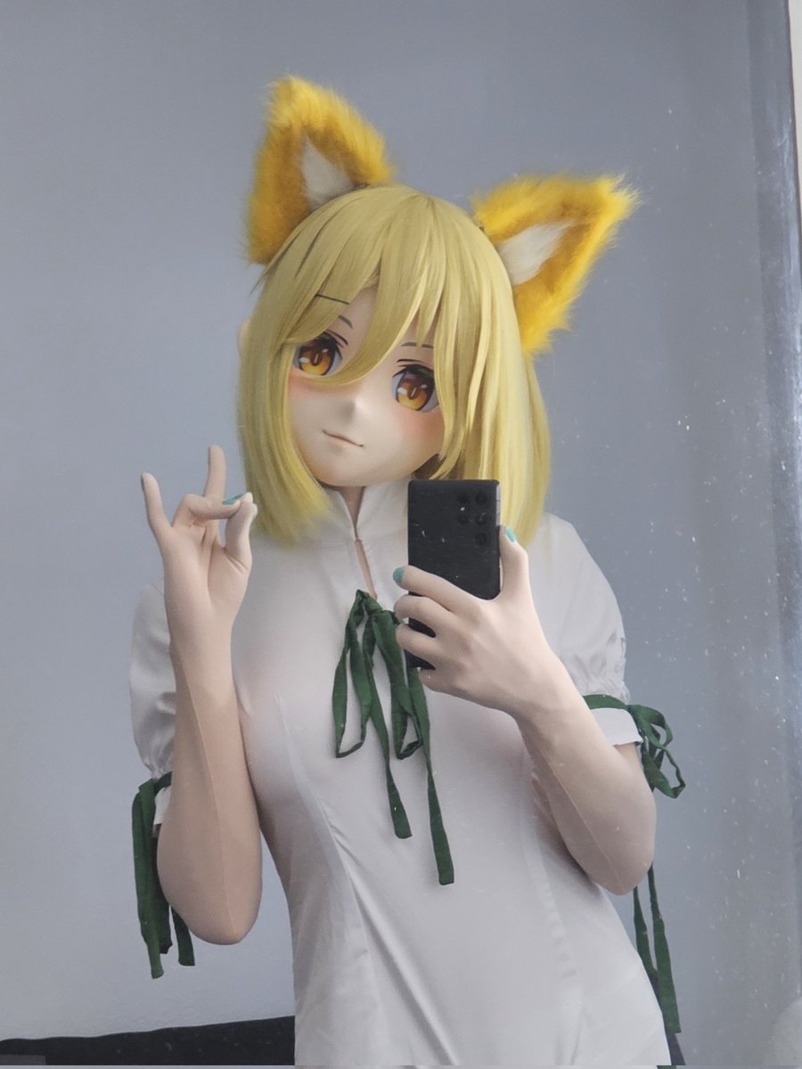 #着ぐるみさんは自撮りをあげろ
