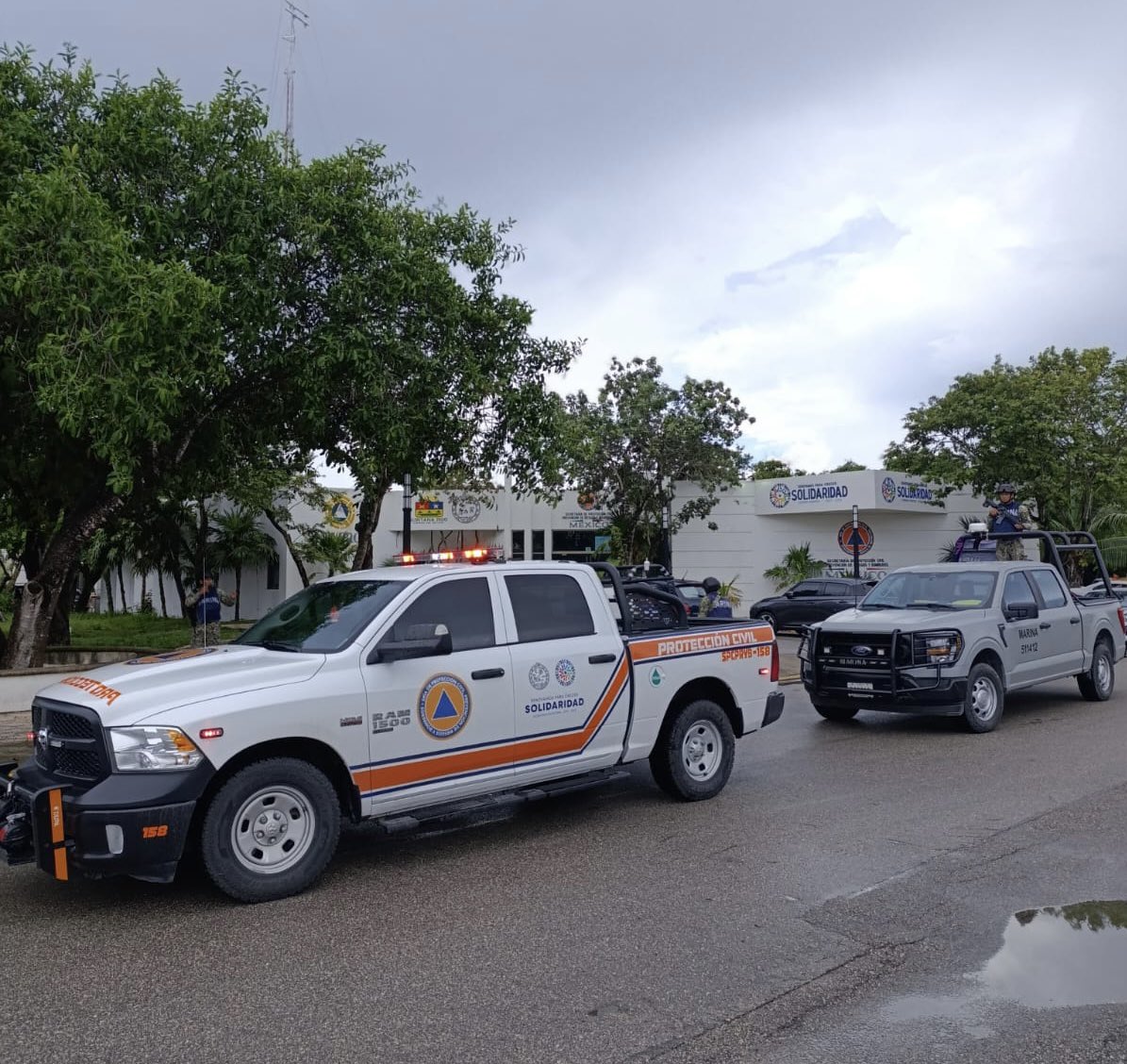 SPC_Solidaridad's tweet photo. En Solidaridad se habilitarán los siguientes refugios temporales de manera paulatina, cuando estemos en 🟠 Alerta Naranja. Elementos operativos se encuentran verificando que dichos refugios se encuentren en buen estado. Continuamos en 🟢 Alerta Verde, peligro bajo. https://t.co/K5Ctcb6njU