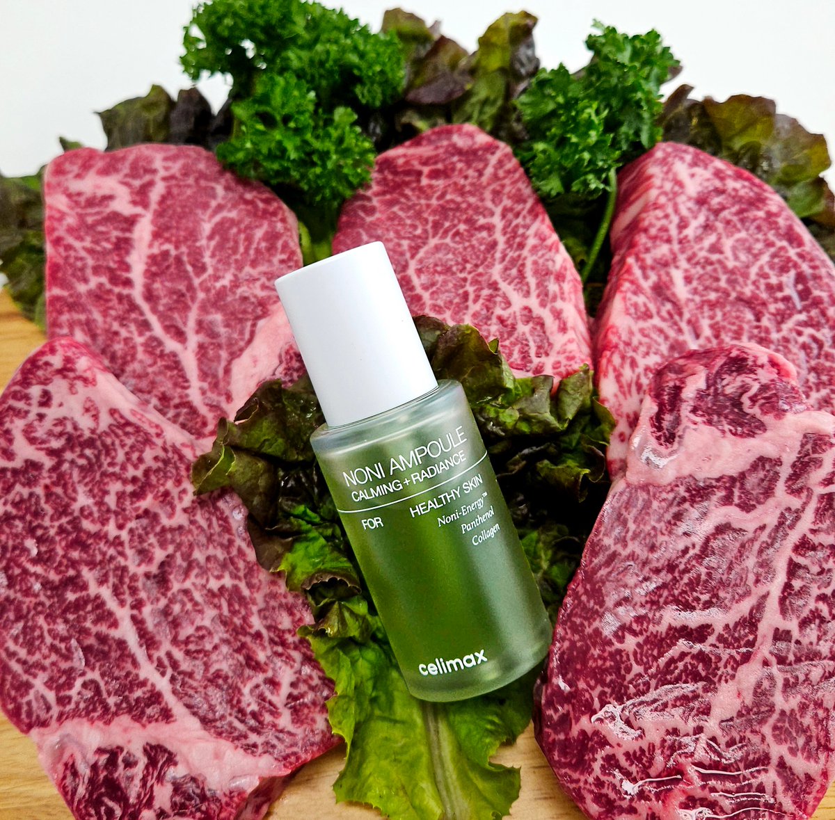 Celimax_twt's tweet photo. [🍖셀리맥스 안심 이벤트]

💚피부 안심은 ✨노니앰플✨
💚고기 안심은 한우 안심 

🍖노니앰플 & 한우 안심 1++ 선물세트를 보내드려요.

✔ 참여 방법 및 당첨 인원 : RT 1명 / 댓글 1명
✔ 당첨자 발표 : 10월 2일(수) DM 발송
✔ 고기계정 (@NEVERDIEBAEB) 

💚✨노니앰플 보러가기 : https://t.co/VmvhTWmHzy