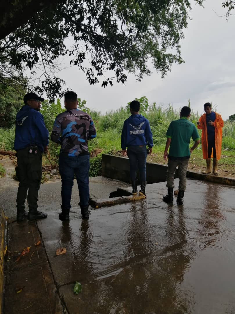 Forestales_13's tweet photo. #Operaciones Monitoreo y Evaluación de las Zonas Susceptibles a Eventos Hidrometeorologico del Municipio #MBI @droopy171 @PCivil_Ve @Zoedanaraguapc @VoluntarioxVzla @vol_aragua https://t.co/vBcSh3N1oj