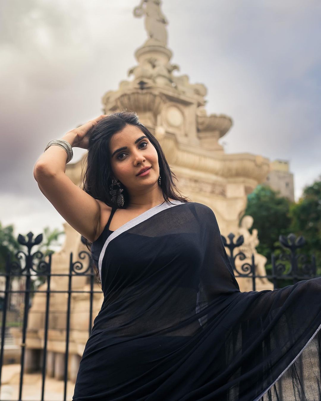 GYSmm6ibUAAwpJh?format=jpg&name=large