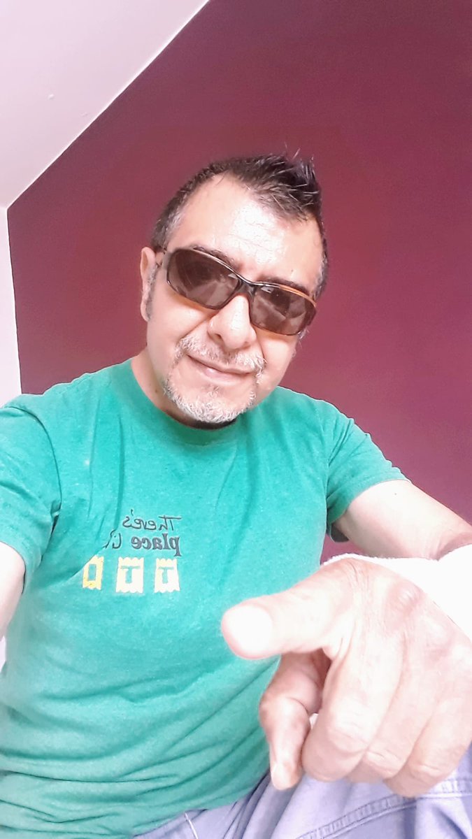 QuinteroAxel1's tweet photo. Qué tengas una excelente noche https://t.co/PhvMfLwIFK