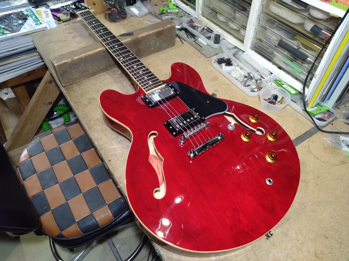 Dsdesign10's tweet photo. Tokai ES73SR
Total setup, Fret repair
#guitar #ギター
#guitarrepair #ギターリペア
#tokai #tokaiguitars #トーカイ
#es73 #es335
#semiacoustic #セミアコ
#dsdesign #ディーズデザイン
2024-05-004 https://t.co/CUGHUpT4Vo