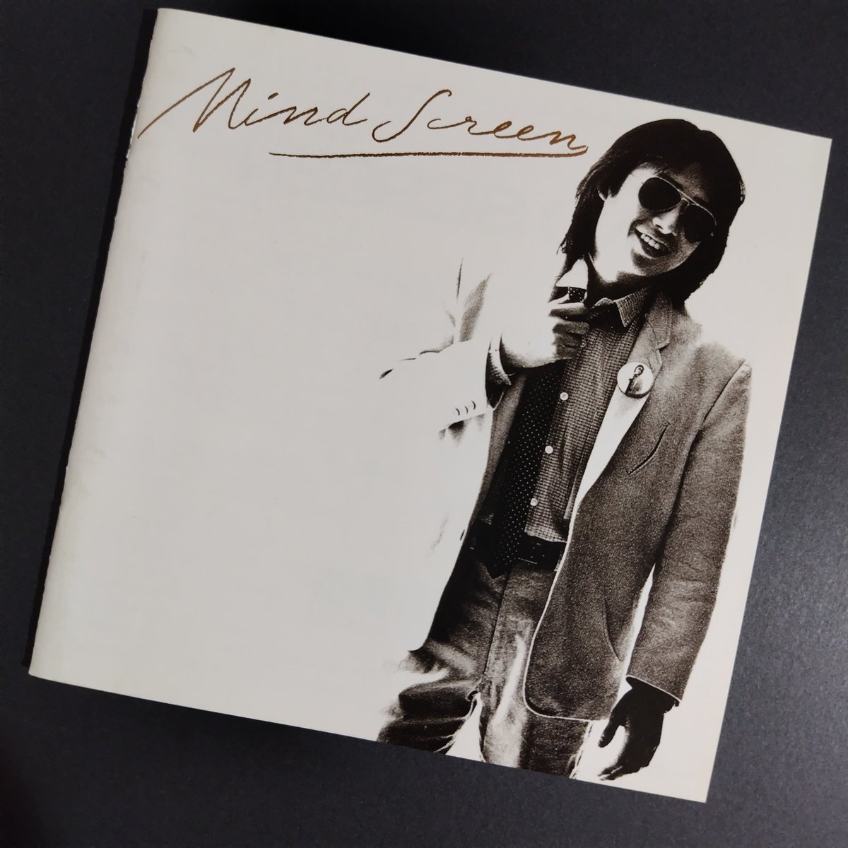 towa_shogosan's tweet image. 昨日の流れで、#MINDSCREEN を聴いて出勤。AM中ずっと頭の中で #ダンシングレディ が離れない🤣ノリノリで大好きな曲。当時、田原俊彦さんがTVで歌われたと。←凄いわかる気がする。似合いそう。確かCM曲として苦心して作曲したが、結局落選してしまった曲だったかと。このアルバム実は良い曲だらけ🫶