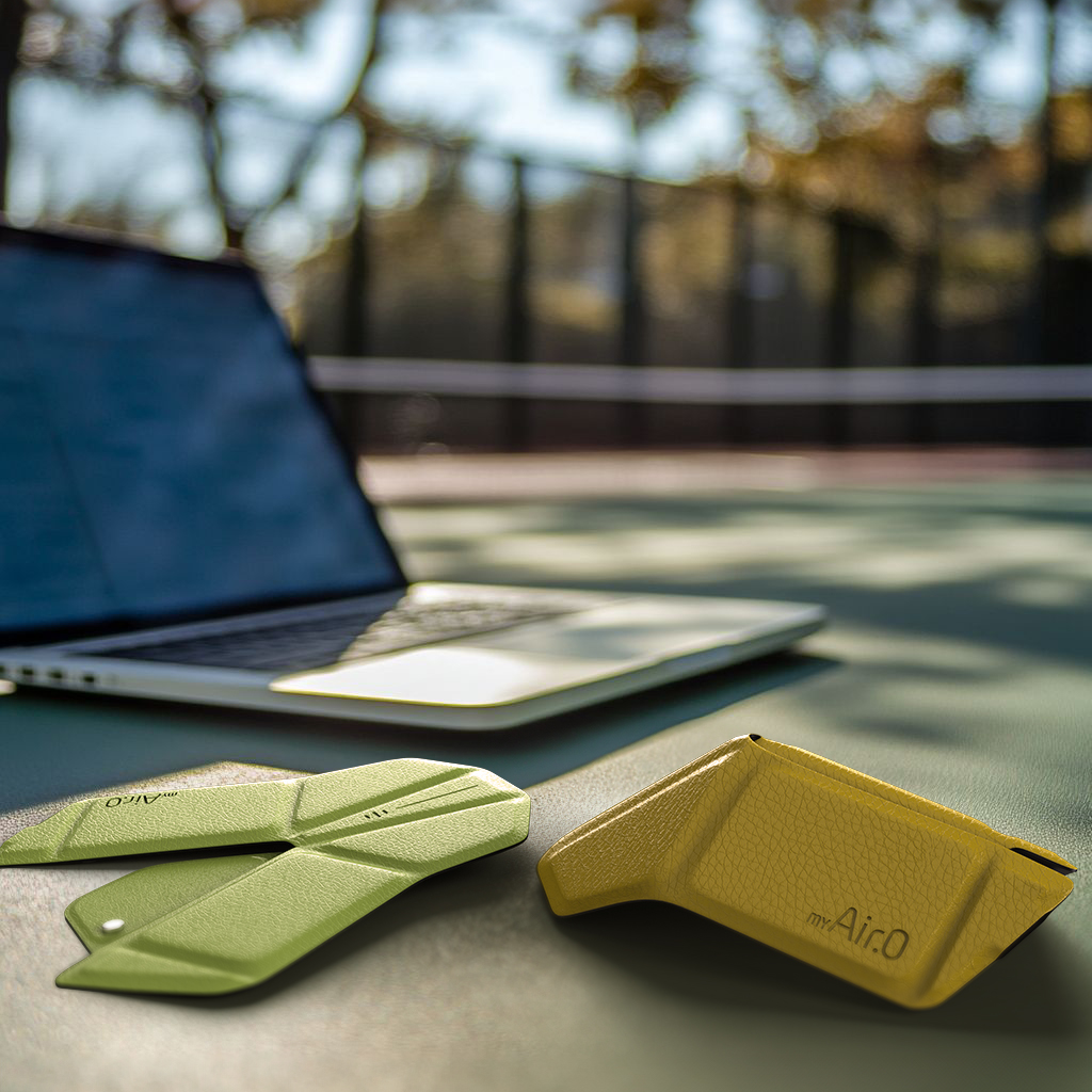 Air0_official's tweet photo. In the world of tennis, speed, precision, and agility are key, and the myAir.0 OriMouse captures these principles perfectly, delivering an exceptional user experience! This innovative mouse bridges the gap between sports and work #EfficiencyBoost #Tennis #OriMouse #myAir0 https://t.co/n1NlWEqkjX
