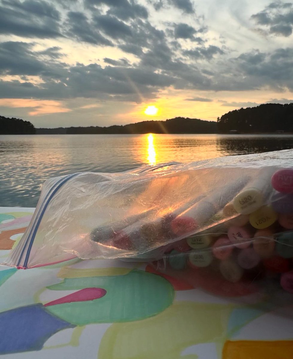 SNORTTHIS's tweet image. Lake Hartwell
DROPS TOMORROW 

doctordax.com/shop