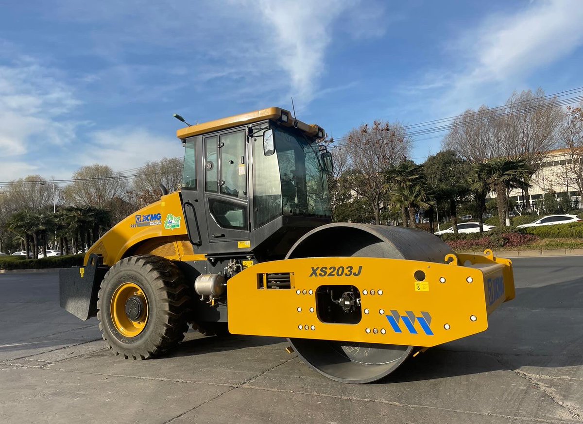 Chelsea_iceice's tweet photo. Various XCMG brand construction machinery
Welcome to inquire 🤩
WhatsApp/WeChat/Phone: +86 19851893509 ☎️
#xcmg #constructionequipment #excavator #loader https://t.co/VobDLWS0m2