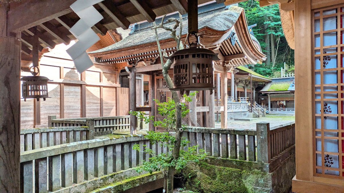 loove_nagano's tweet photo. #諏訪大社上社本宮 #諏訪大社上社 #諏訪大社 #諏訪市 #諏訪 #長野 #suwataishakamishahonmiya #suwataishakamisha #suwataisha #suwataishashrine #japaneseshrine #suwacity #suwa #nagano https://t.co/iwrrMIGYy2