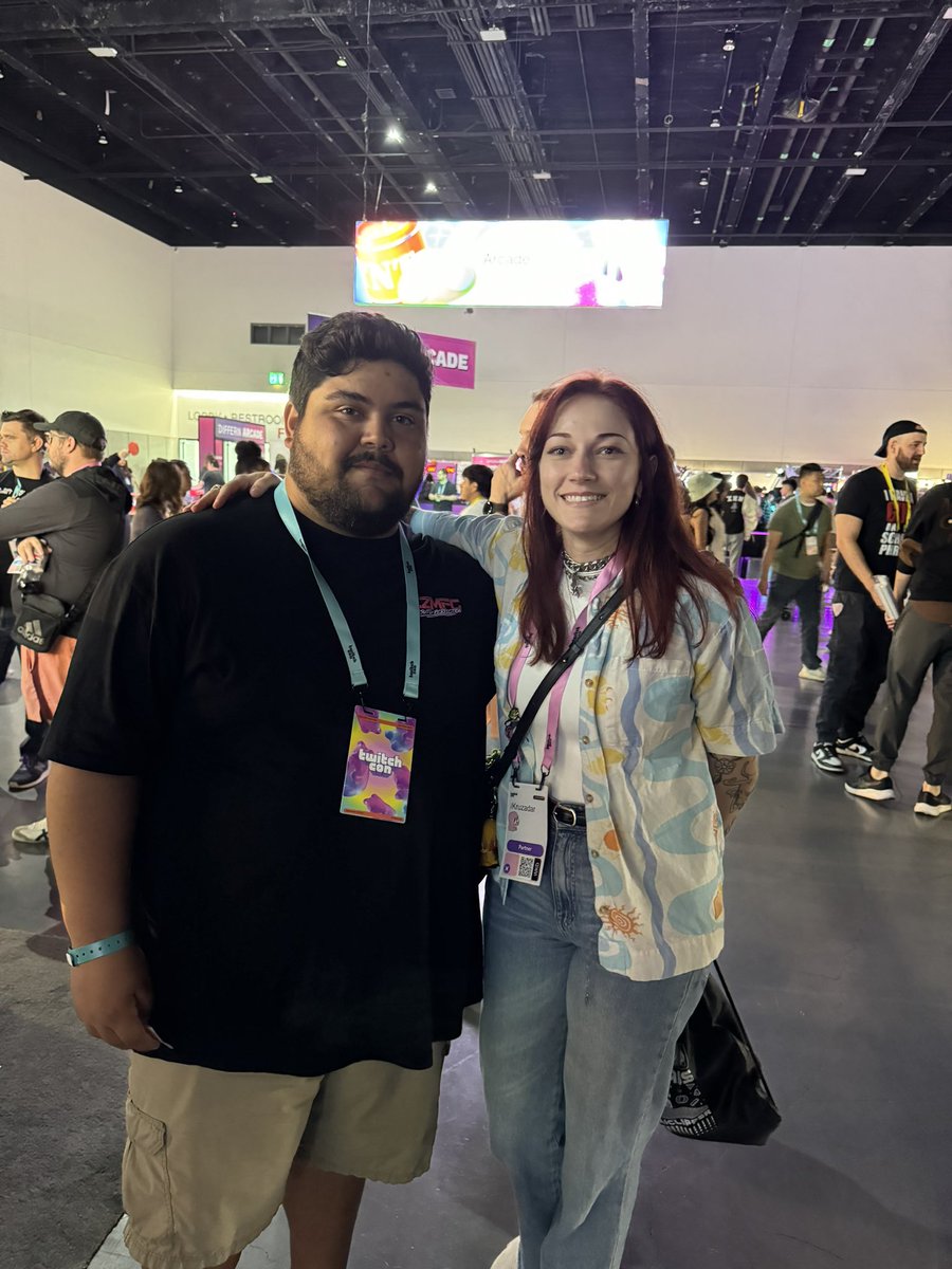 OOJPEG's tweet photo. It’s time for the annual post to show I'm alive. Twitch Con was amazing. Met so many great people. Its always a great time meeting new people and catching up with some of the homies https://t.co/C2RfKvhNIu